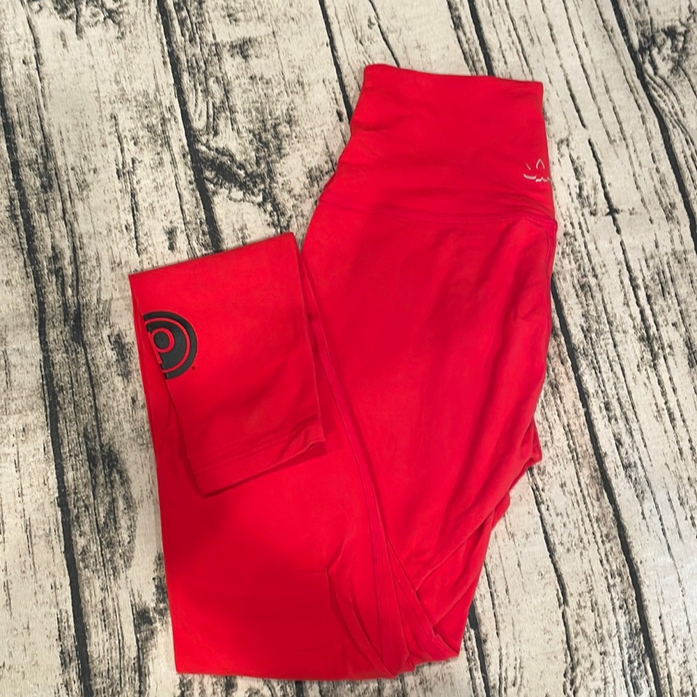 Pure Barre Beyond Yoga Medium Leggings